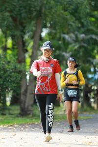 BIB: 0130, 0926
                            <button type="button" onclick="openModal(5132522)" class="btn btn-primary btn-sm float-right btn-popup" data-toggle="modal" data-target=".modal-high-quality">
                        <i class="fas fa-shopping-cart"></i> Add to Cart
                    </button>
                                            <button type="button" onclick="isThisMe(5132522, true)" class="btn btn-success btn-sm float-right btn-popup btn-isme hidden" data-toggle="tooltip" data-placement="bottom" title="นี่คือรูปของคุณใช่ไหม คลิกที่นี่เพื่อเอาเข้าอัลบั้ม">
                        <i class="fas fa-plus"></i> Add to album
                    </button>
                    <button type="button" onclick="isThisMe(5132522, false)" class="btn btn-warning btn-sm float-right btn-popup btn-isnotme hidden">
                        <i class="fas fa-ban"></i> Remove from album
                    </button>